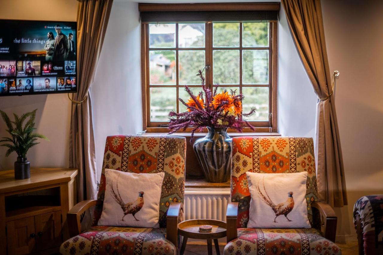 ボウネス＝オン＝ウィンダミア Beautiful Grade 2 Listed Building - West Wingヴィラ エクステリア 写真